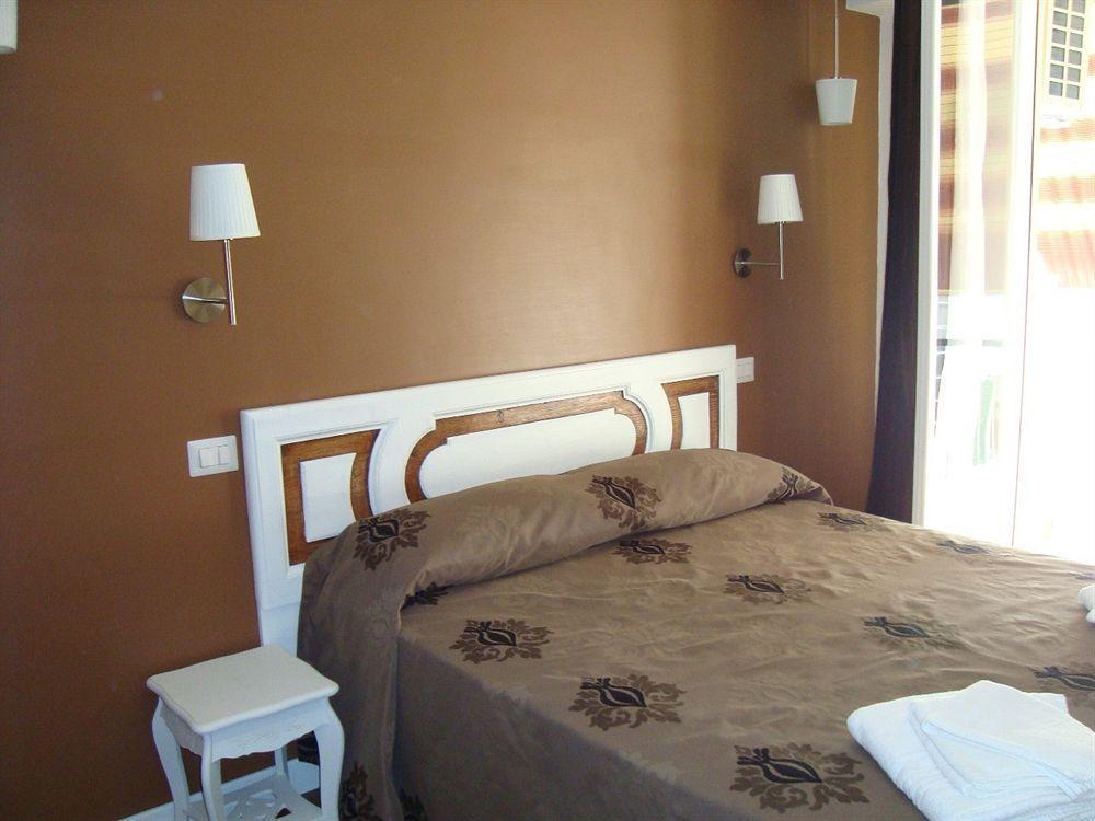 Bed and Breakfast Sotto La Cupola Рим Экстерьер фото