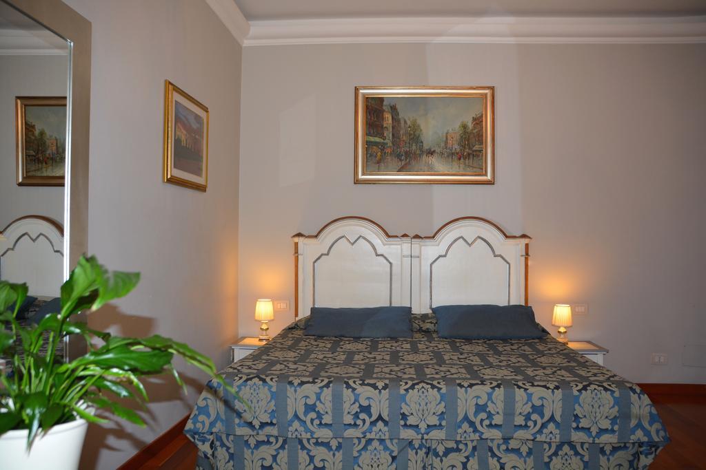 Bed and Breakfast Sotto La Cupola Рим Номер фото