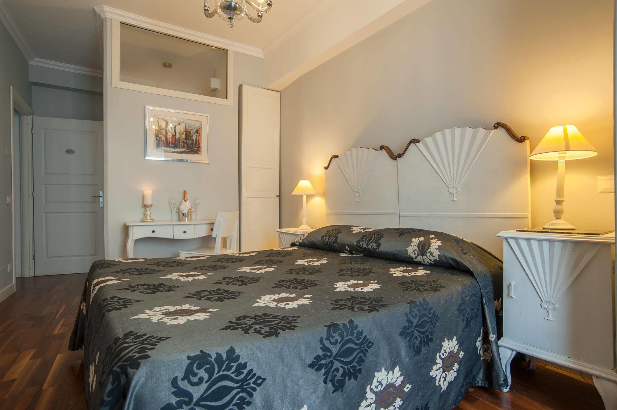 Bed and Breakfast Sotto La Cupola Рим Экстерьер фото